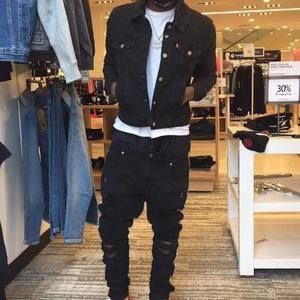 Meet your Posher, Ty